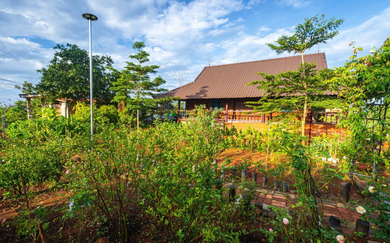 Phuong Nam Gia Trang Farmstay Gia Nghia ภายนอก รูปภาพ